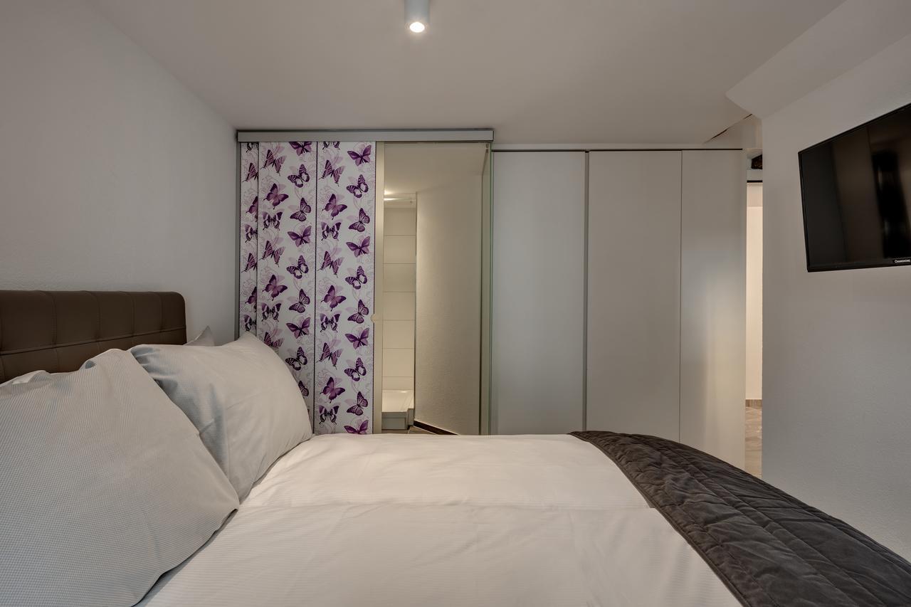 Smartroom The Residence La Cittadella Baden Exterior photo