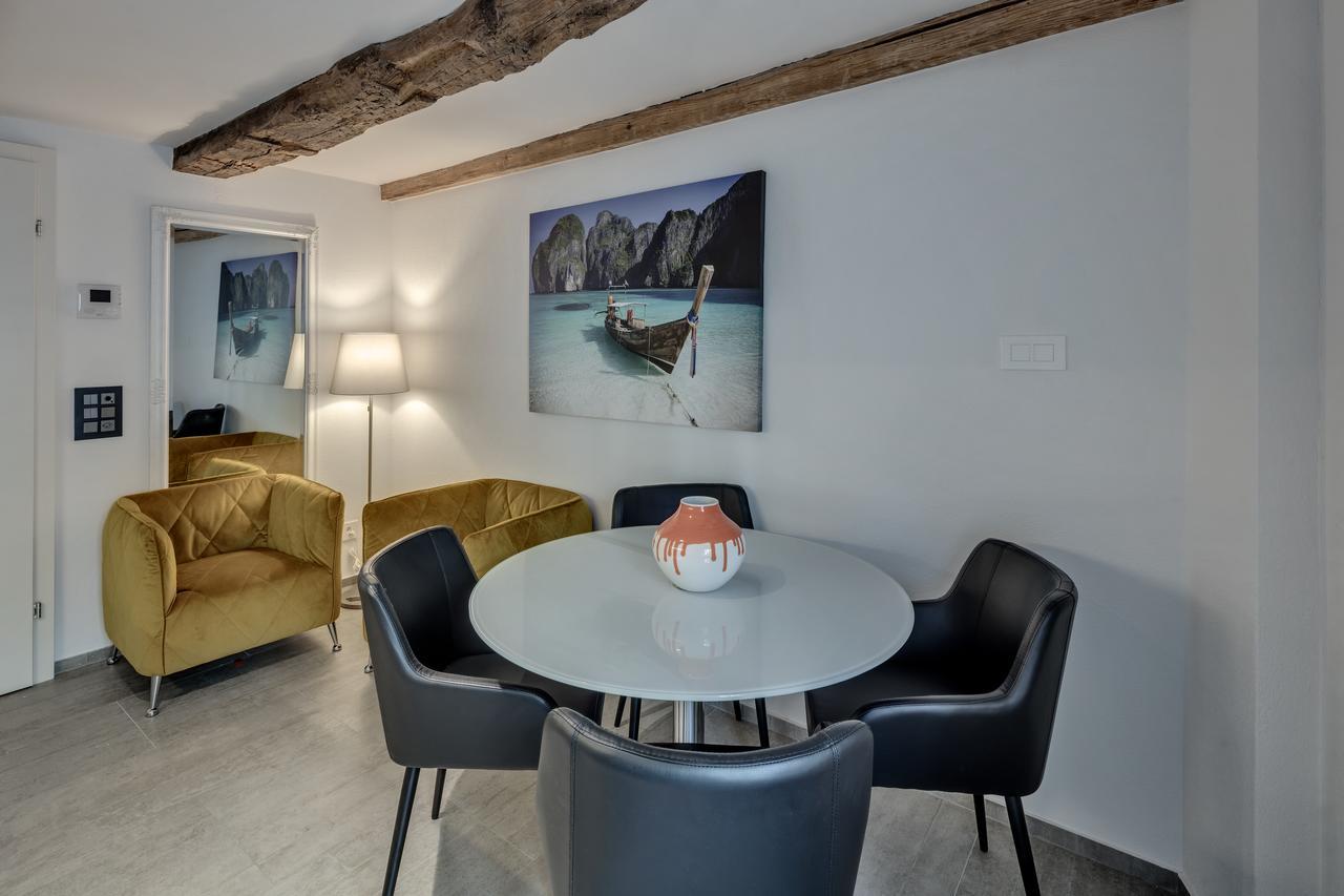 Smartroom The Residence La Cittadella Baden Exterior photo